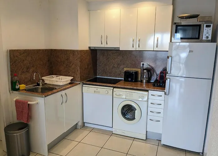 Absolute Apartment